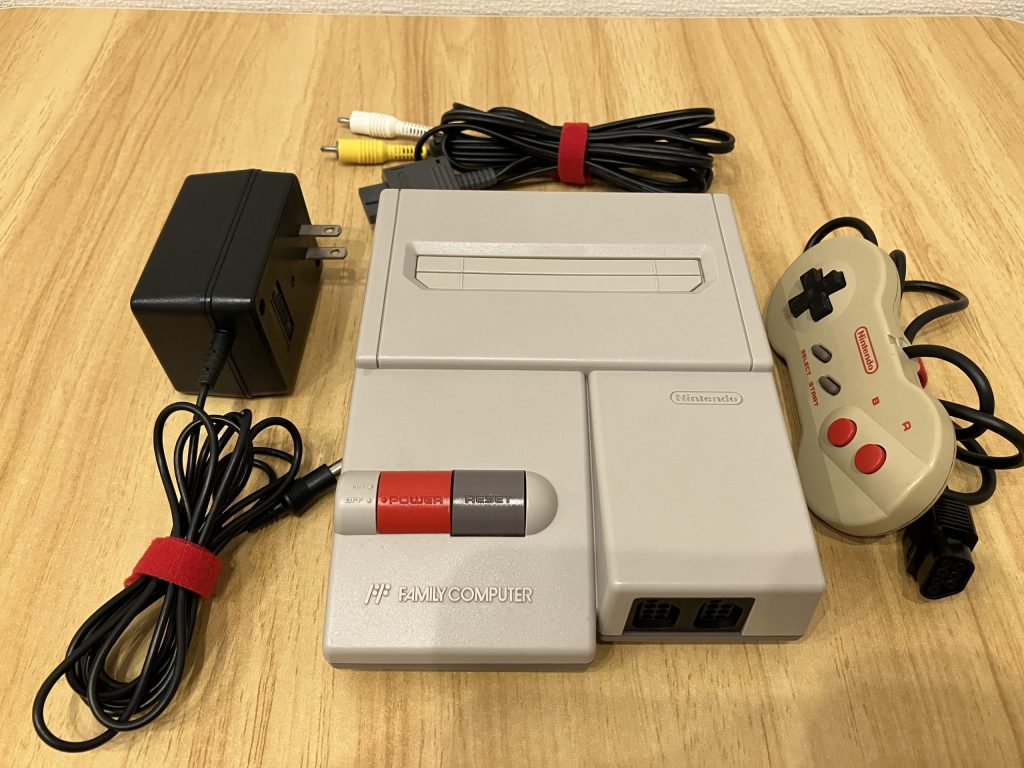 購入したニューファミコンのセット